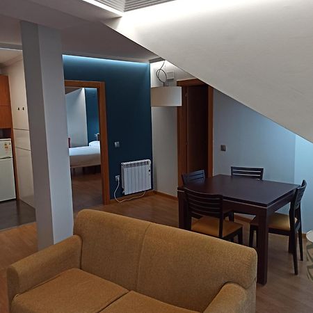 Apartamentos 19 Living León Kültér fotó