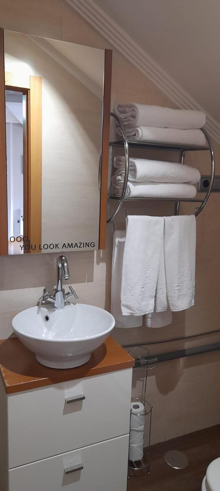 Apartamentos 19 Living León Kültér fotó